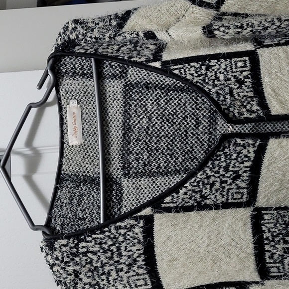 Super soft sweater - Picture 2 of 3